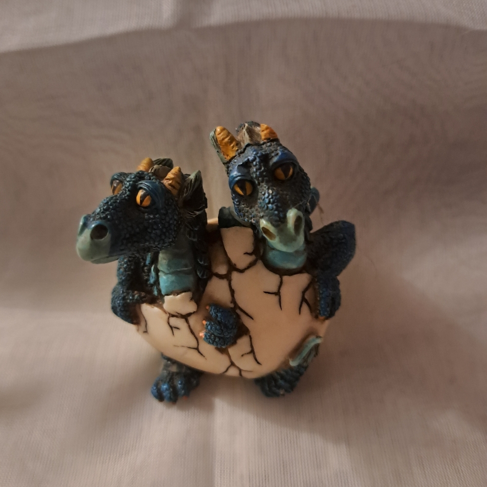 Blue and Cream Dragon Egg Reptile Ornament